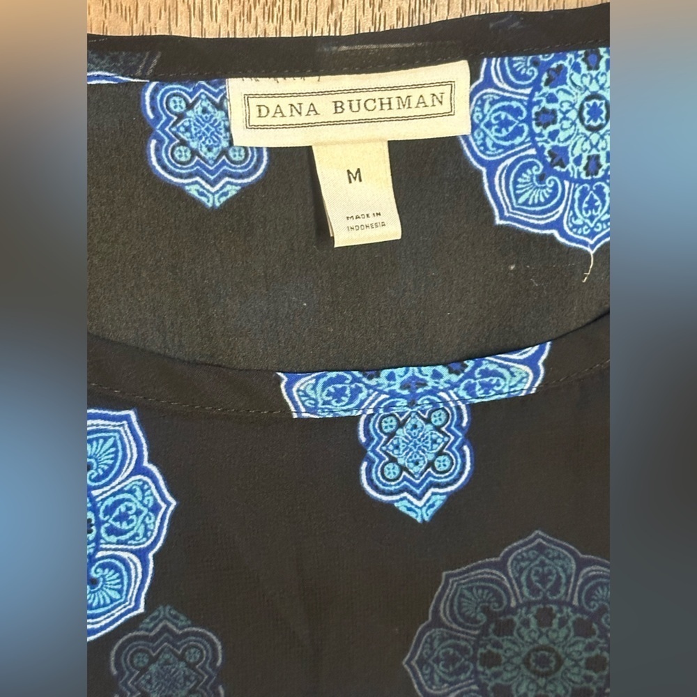 Dana Buchman Black and Blue Short Sleeve Boxy Blouse - Picture 7 of 10